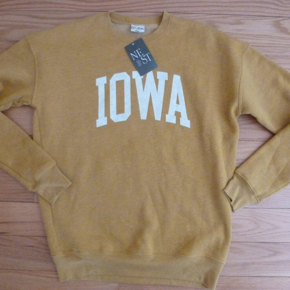 Oat Collective IOWA Sweatshirt, NWT, Size Small